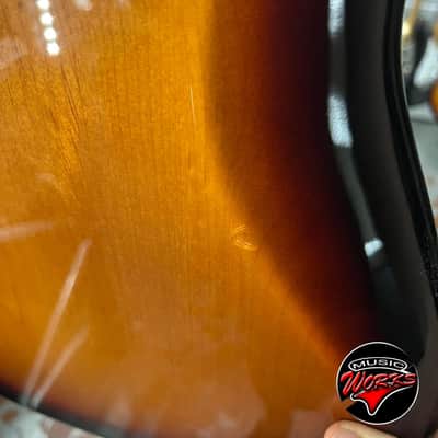 Fender   Player I 1 Jazz Bass Maple Neck Sunburst image 8