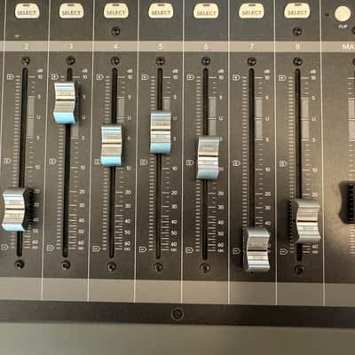 Mackie MCU Control Universal DAW Control Surface image 4