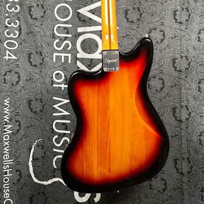 Squier Classic Vibe '60s Jazzmaster Electric Guitar- 3 Tone Sunburst w/Hardshell Case (Pre-Owned) image 5