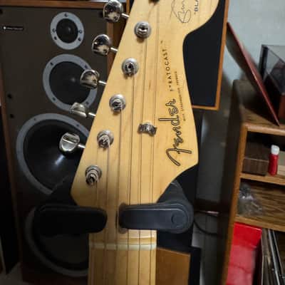 Fender Eric Clapton Artist Series Stratocaster with Vintage Noiseless Pickups 2001 - Present - Black image 6
