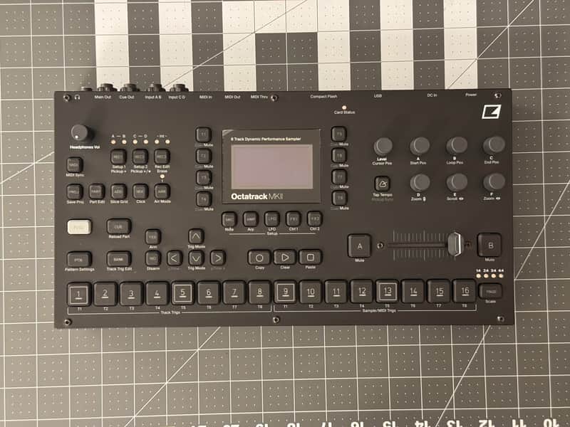 Elektron Octatrack MkII Dynamic 8-Track Performance Sampler 2017 - 2021 - Black