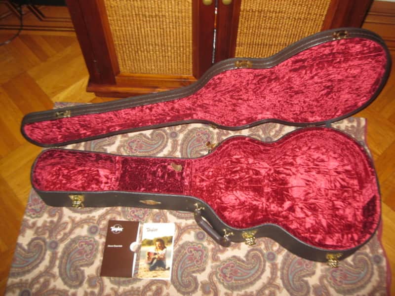 new open box very near A+ genuine Taylor Grand Auditorium Deluxe Brown Hardshell Case (5201-55) textured dark brown vinyl over 3-ply wooden structure, Foam padding covered w/ red plush crushed velvet lining, brass plated latches, padded handle image 1
