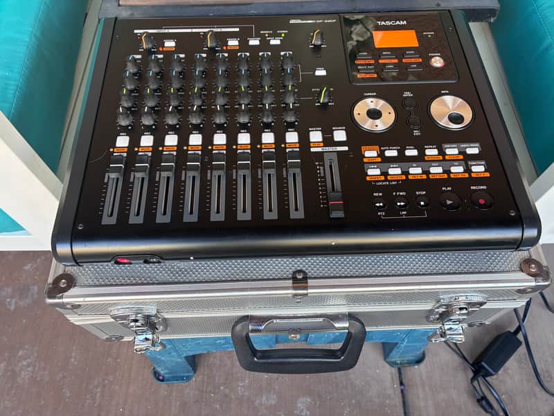 TASCAM Dp-02cf 2018 - Black image 1