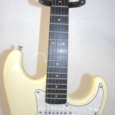 Fretlight 500 Series Electric Guitar With Power Cable image 6
