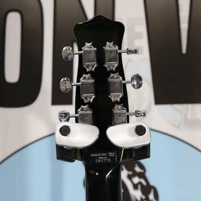 Danelectro'56 Baritone Silver Metalflake image 5