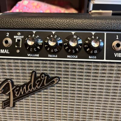 Fender Tone Master Twin Reverb 2-Channel 85-Watt 2x12" Digital Guitar Combo image 2