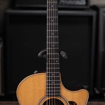Taylor 414ce Studio Grand Auditorium Acoustic/Electric Guitar - Natural with Gig Bag image 4