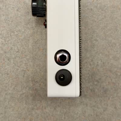 Old Blood Noise Endeavors Headphone Amp 2017 - Present - Graphic image 3