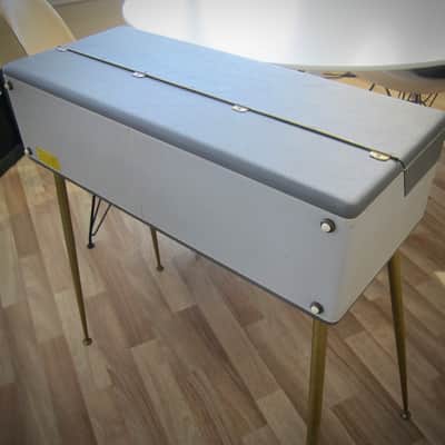 ORCOA by Farfisa Air Organ Model 311 Concert Traveler 24 Chords Made in Italy Circa-1960s-Two Tone Grey image 12