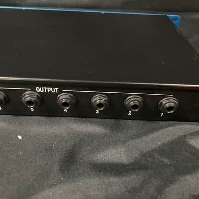 SM Pro Audio PR8 8 Ch Microphone Pre Amp image 10