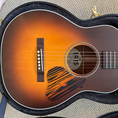 Iris acoustic guitar CH 2023 - Sunburst image 1