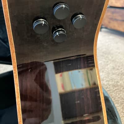 Yamaha Yamaha AC3R ARE Concert Acoustic-Electric Guitar (Tobacco Sunburst) 2018 - Present - Sunburst image 9