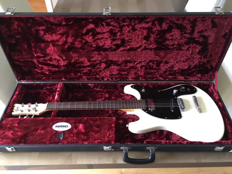 Mosrite Mark II Johnny Ramone Signature Model with OHSC image 1