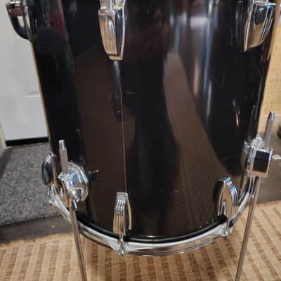 Ludwig Maple 🍁 16x16 Floor Tom 1970's - Black Wrap image 9