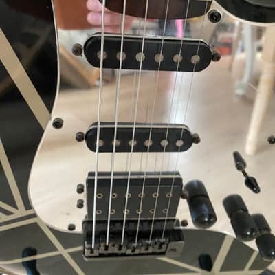 Hondo Fame  H-761 1985/1987 - Black style EVH image 9