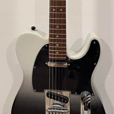 Fender Player Plus Telecaster 2021 - Silver Smoke image 1