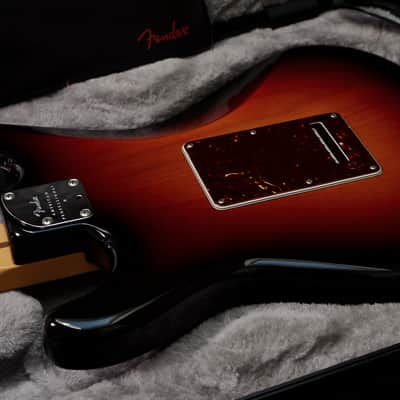 Fender American Professional II Stratocaster with Maple Fretboard 2020 - Present - 3-Color Sunburst image 11