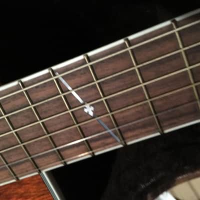 Alvarez AD60K Koa Brown this is DOA wood laminate top image 3