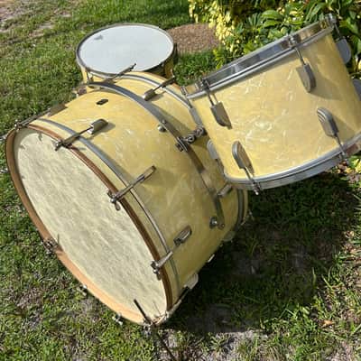 1940 Leedy 28/16/13 white marine pearl vintage drums image 4
