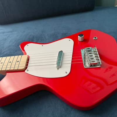 Loog Pro VI Electric student guitar for kids - Red with extras image 3