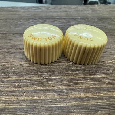 Harmony Cupcake Volume & Tone Knobs 60s - Cream image 5