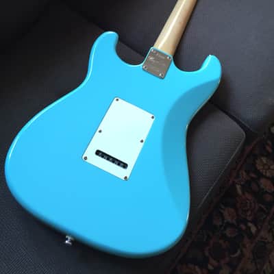 Burns Cobra Blue image 3