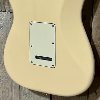 NEW Fender Limited Edition FSR Player II Stratocaster ,Roasted Maple Fingerboard, Custom Shop Fat 50's ,Olympic White, Independent Music Shop Exclusive ! image 12