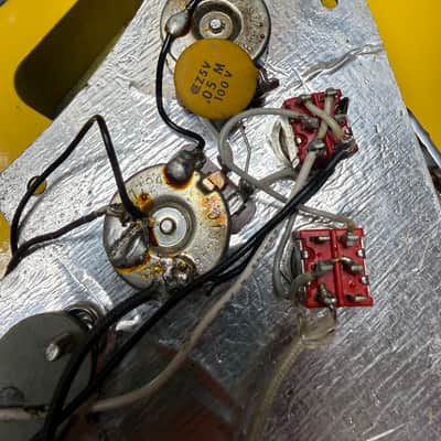 Fender Lead II 1980 - Yellow image 17
