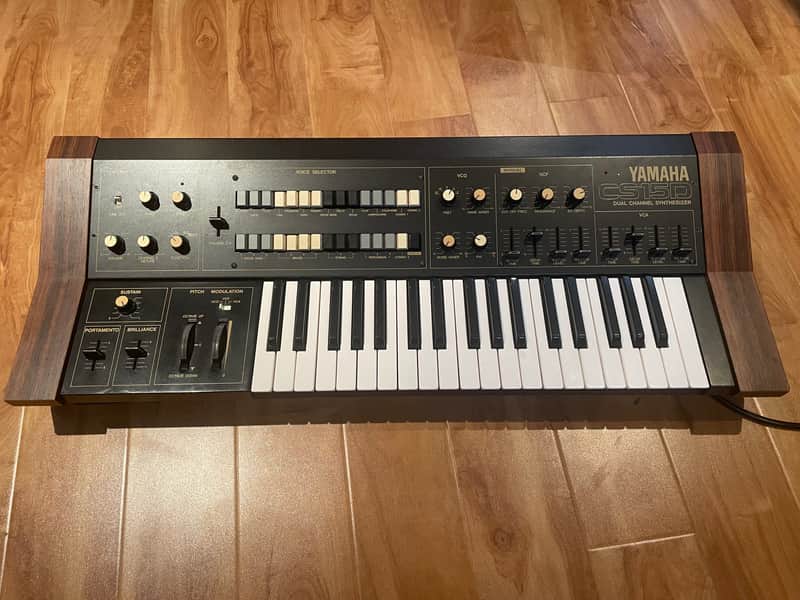 Yamaha CS-15D Monophonic Synthesizer 1979 - 1982 - Black