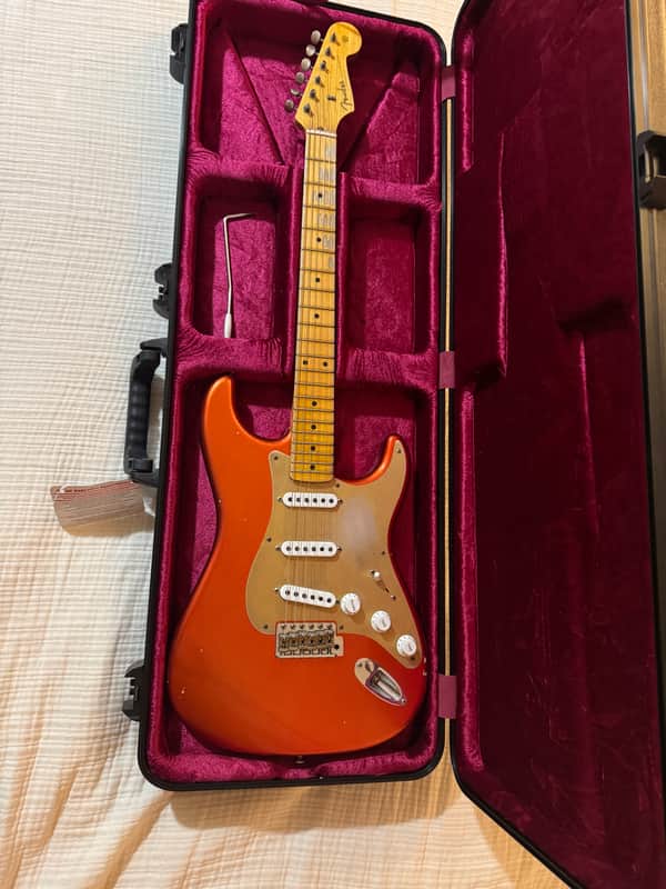 Fender Fender Custom Shop 55 Dual-Mag Stratocaster Journeyman Relic Maple Fingerboard Limited-Edition Electric Guitar Super Faded Aged Candy Apple Red 2019 - Super faded aged candy apple red image 1