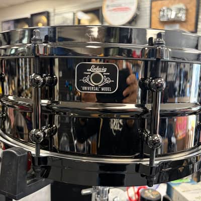 Ludwig 5.5x14 universal black beauty 2020 - black nickel/brass