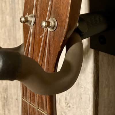 Beatiful 1920's Gibson Style 1 Soprano Ukelele, Support Brick and Mortar Shops! image 7