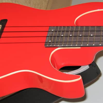 Ibanez URGT100 Tenor Ukulele w/bag2024 - Sun Red image 3
