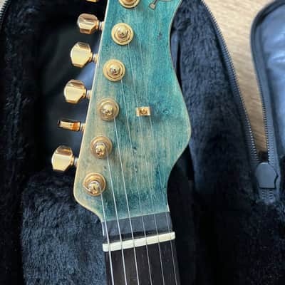 Valley Arts Custom Pro | Year 1990 | Quilted Aqua Burst image 7