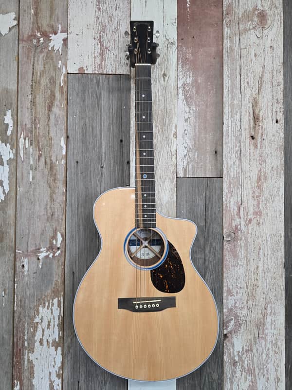 Martin Road Series SC-13E