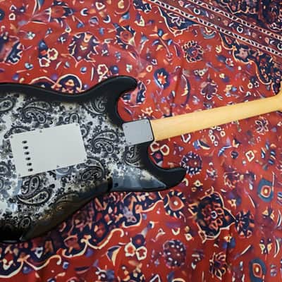 *NEW IN BOX* 2025 Fender Japan Limited Edition Stratocaster Black Paisley - MIJ JD25 - low tariffs image 11