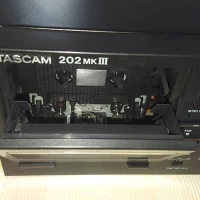 TASCAM 202MKIII For Parts image 3