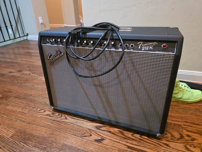 Fender Frontman 212R 2-Channel 100-Watt 2x12" Solid State Guitar Combo 2008 - 2013 - Black image 1