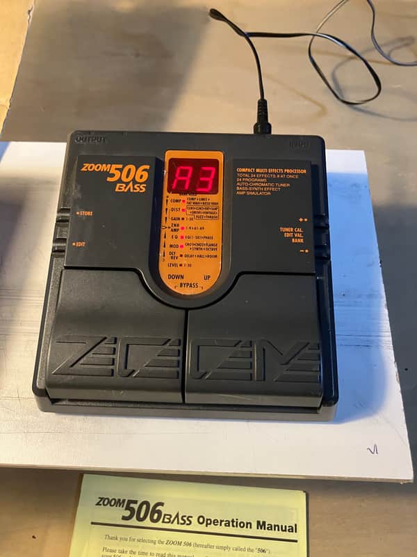 Zoom 506 Bass