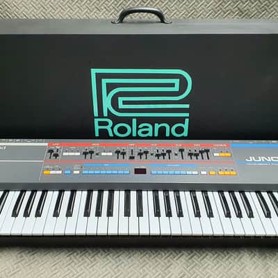 Roland Juno-106 61-Key Programmable Polyphonic Synthesizer 1984 - 1985 - Black