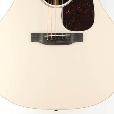 Martin J-16E Cream image 3