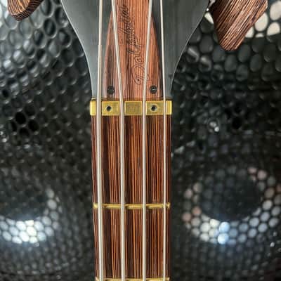 Warwick Dolphin 4-string bass image 8