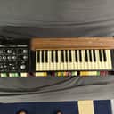 Roland SH-1000 37-Key Synthesizer 1973 - 1978 - Black/Wood