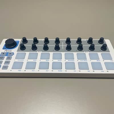 Arturia BeatStep MIDI Controller 2014 - Present - White image 4