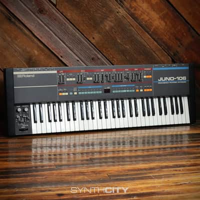 Roland Juno-106 61-Key Programmable Polyphonic Synthesizer 1984 - 1985 - Black