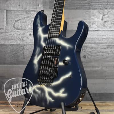 Pre-Owned Kramer Night Swan - Lightning with Hard Shell Case image 10