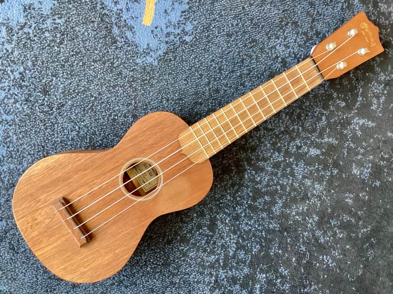 Martin S-0 Mahogany Soprano Ukulele 2008 - 2011 - Natural image 1