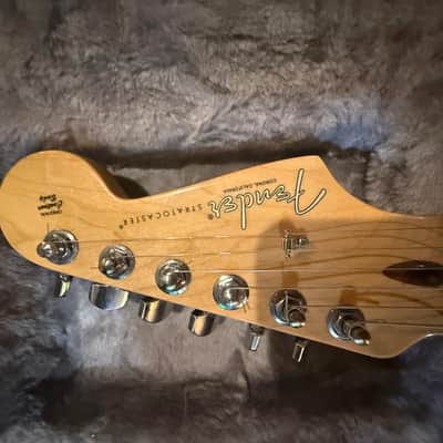 Fender American Professional Stratocaster with Maple Fretboard 2017 - 2019 - Natural image 4