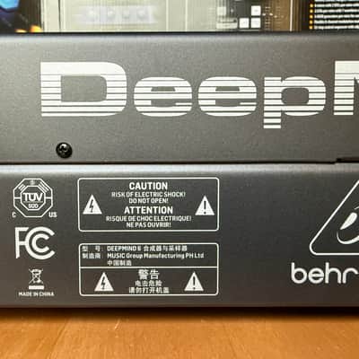 Behringer DeepMind 6 37-Key 6-Voice Polyphonic Analog Synth 2017 - Present - Black image 11