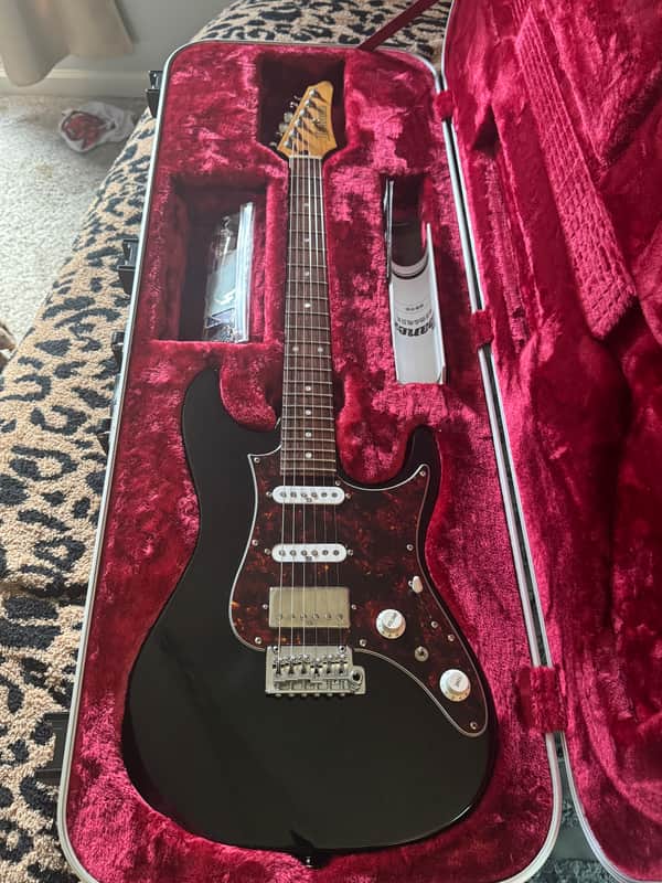 Ibanez AZ2204N-BK Prestige 2021 - Present - Black image 1